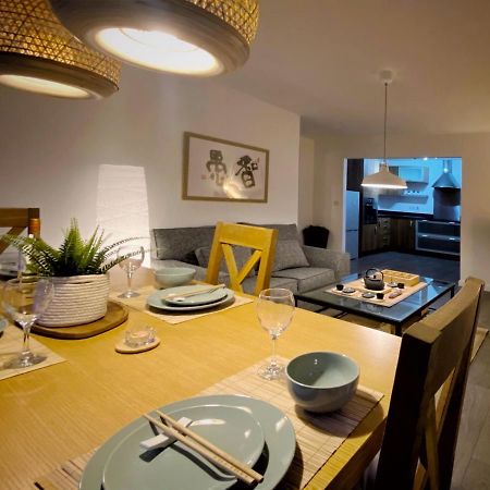 Japanese Style Muji Two-Bedroom Apt สวอนซี ภายนอก รูปภาพ