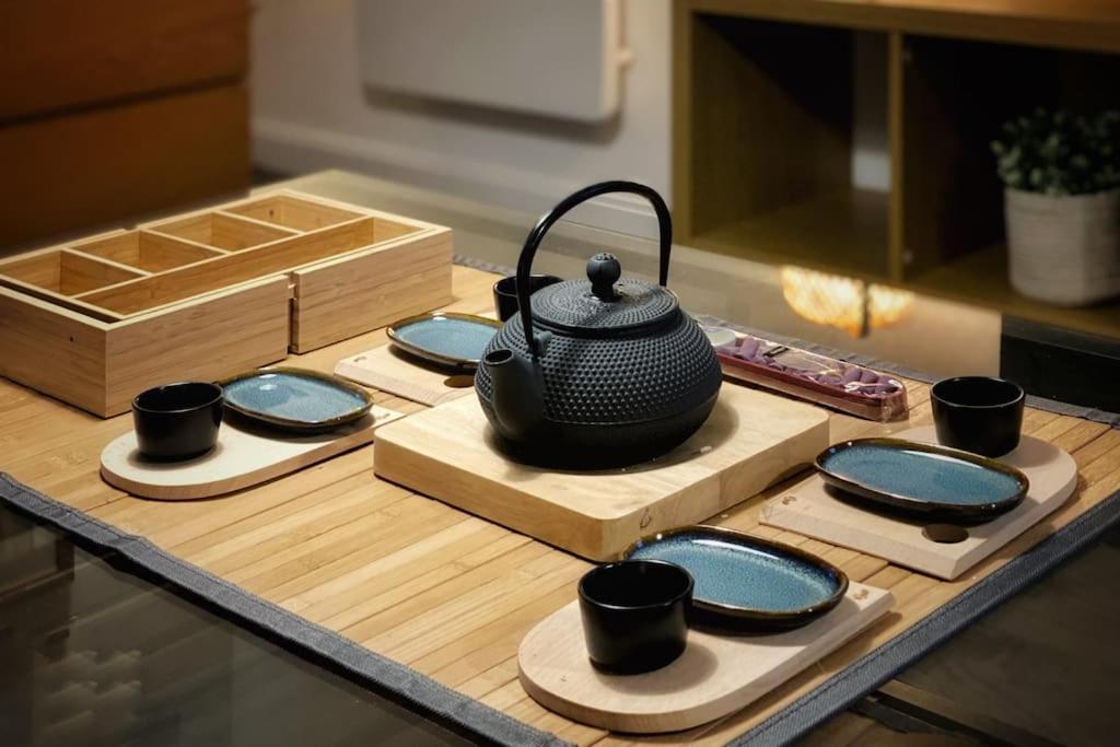 Japanese Style Muji Two-Bedroom Apt สวอนซี ภายนอก รูปภาพ